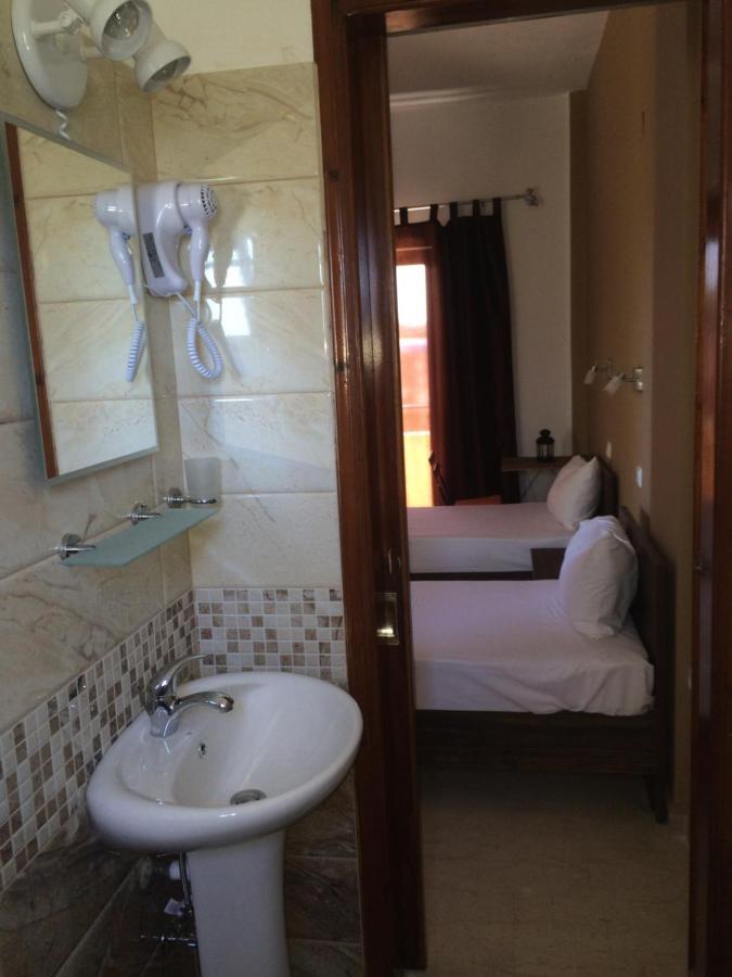 Avra Beach Apartments Lefkímmi Exterior foto