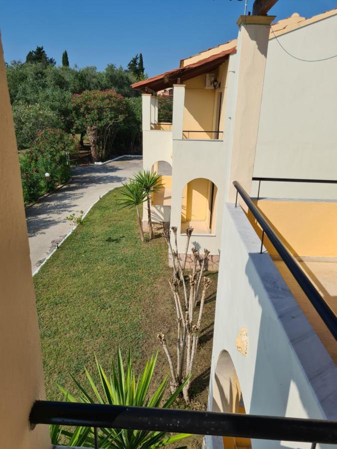 Avra Beach Apartments Lefkímmi Exterior foto